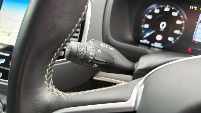 Volvo Xc90 2.0 T8 Recharge PHEV R DESIGN Pro 5dr AWD Auto Estate